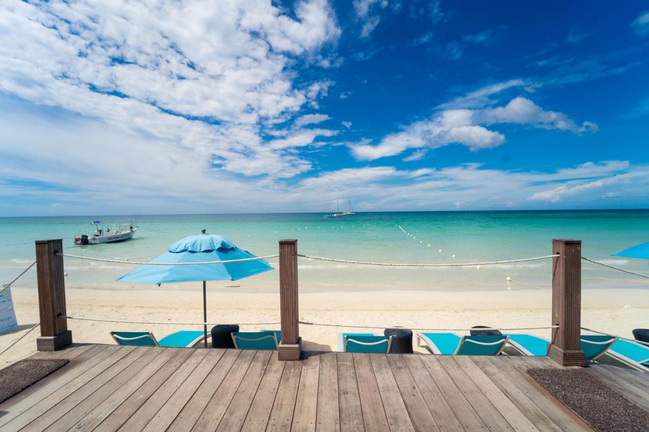 Blue Skies Beach Resort Negril Ngoại thất bức ảnh