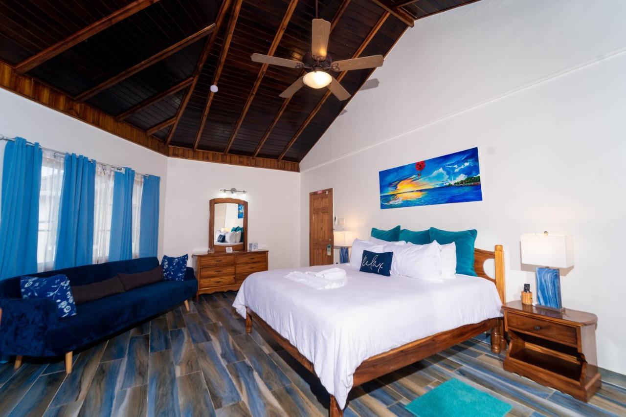 Blue Skies Beach Resort Negril Ngoại thất bức ảnh