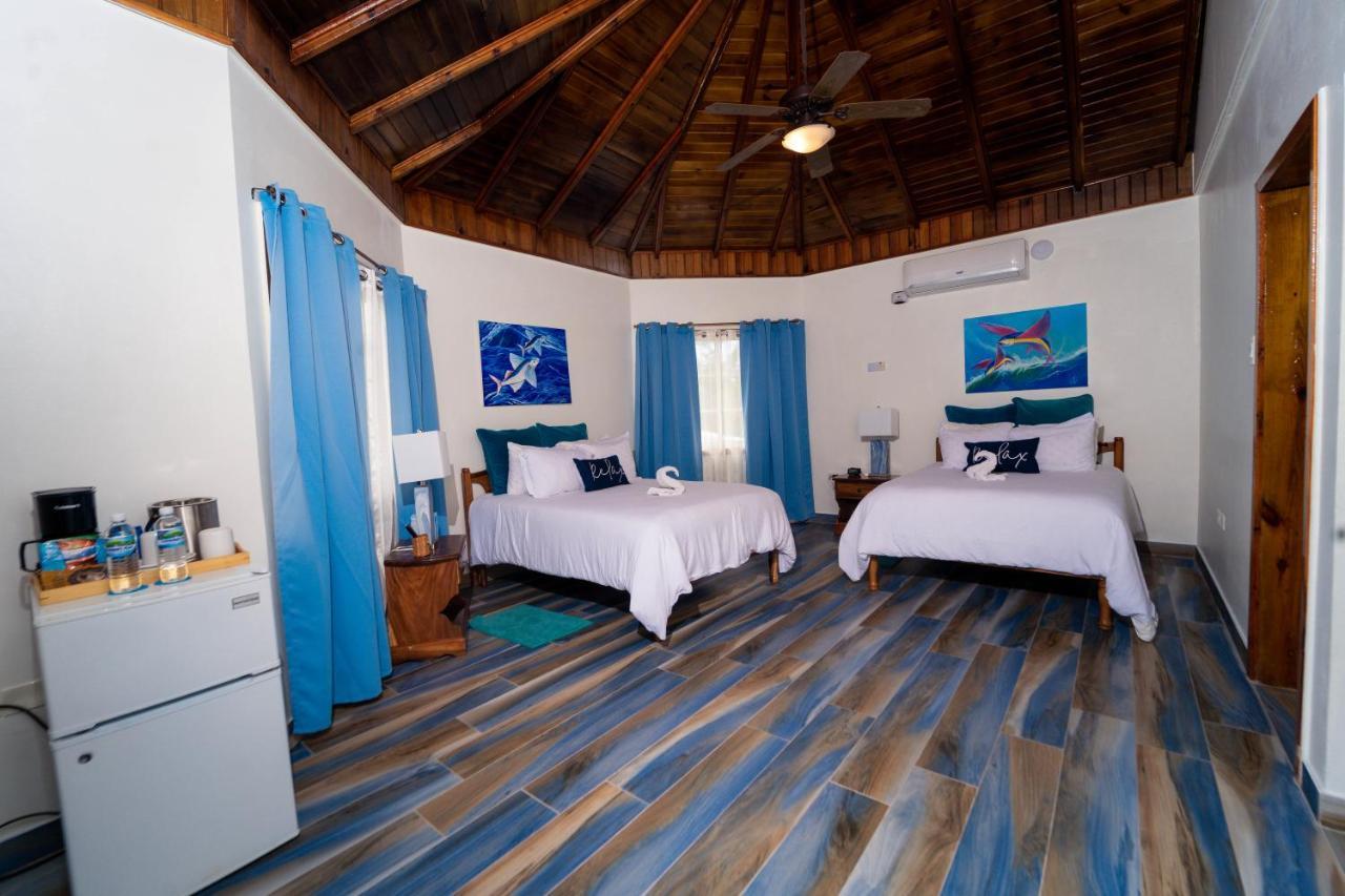 Blue Skies Beach Resort Negril Ngoại thất bức ảnh