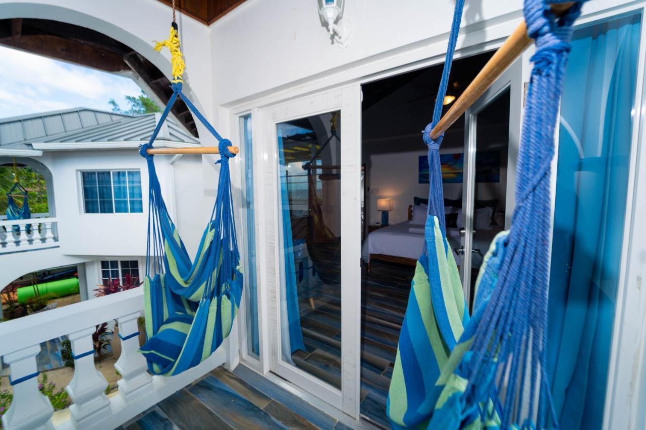 Blue Skies Beach Resort Negril Ngoại thất bức ảnh